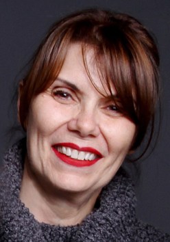 RENAUD PHOTO -MAGENTA PHOTO STUDIO